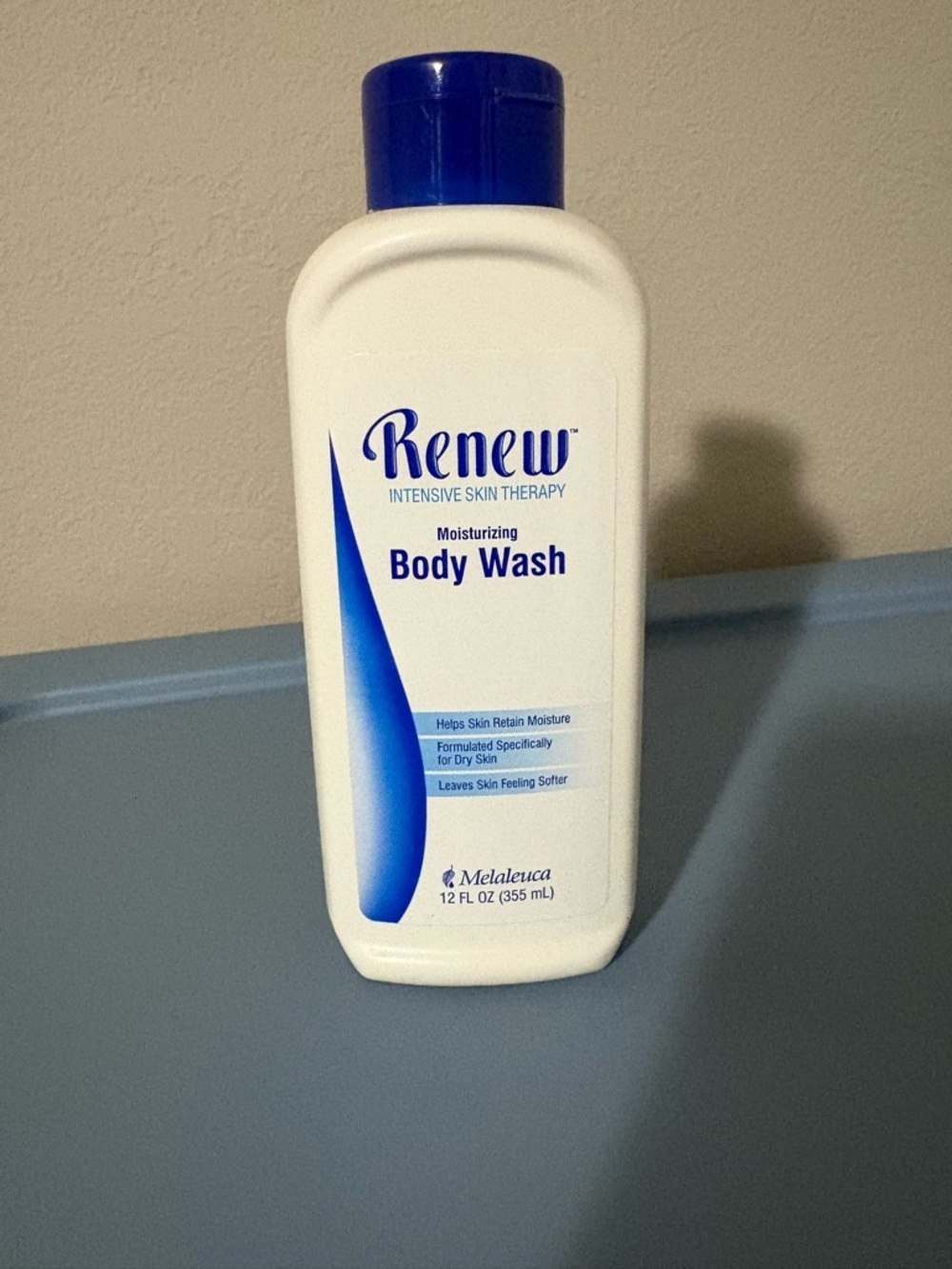 Renew Moisturizing Body Wash - Blue